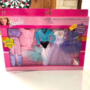 Vintage Mattel Barbie Ballet Fashion Gift Set - Pink and Blue HTF
